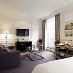 Hotel Grand Du Palais Royal 5*