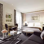 Hotel Grand Du Palais Royal