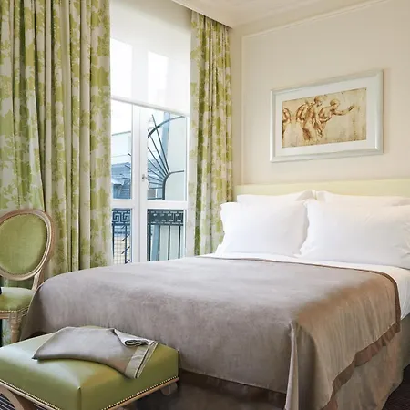 Hotel Grand Du Palais Royal Paris