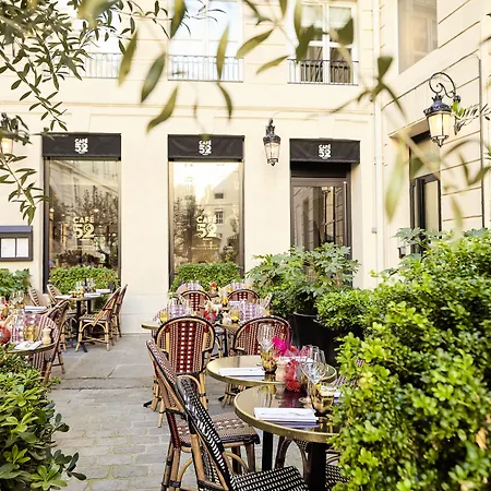 Hotel Grand Du Palais Royal Paris