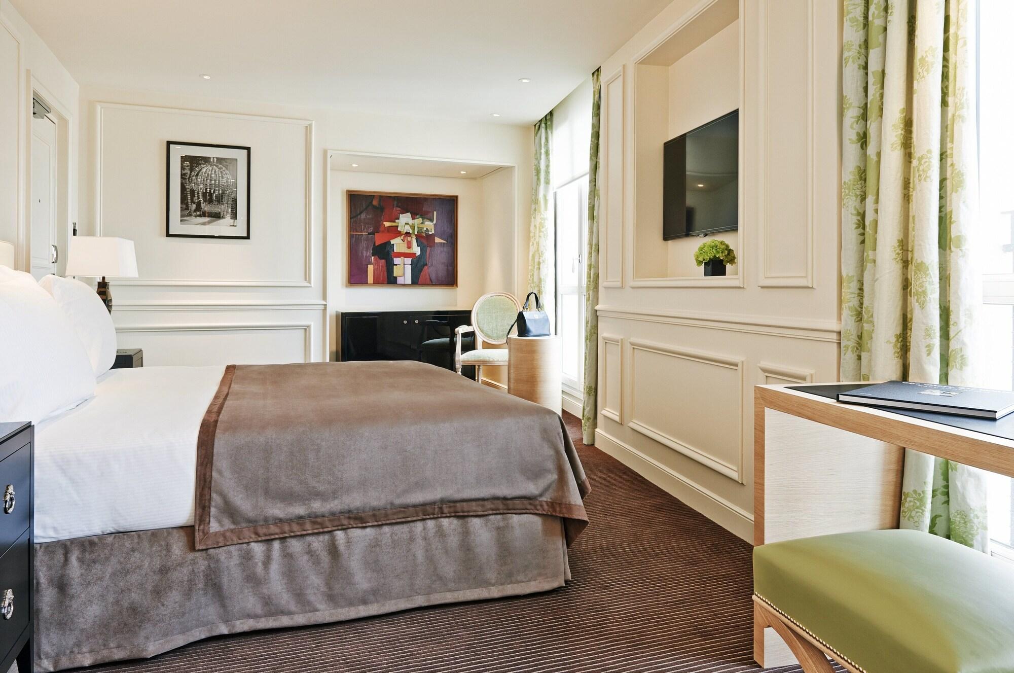 Hotel Grand Du Palais Royal