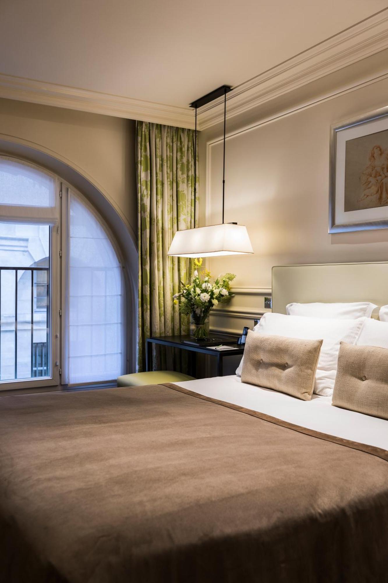Hotel Grand Du Palais Royal Paris